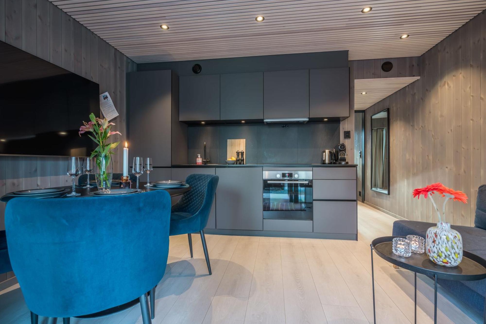New And Modern Apartment In Henningsvaer Exterior photo